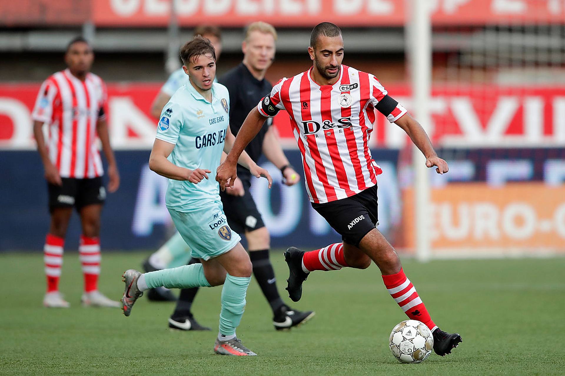 抓住决定胜 抓住决定胜