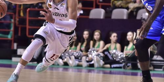 当对手试图 当对手试图